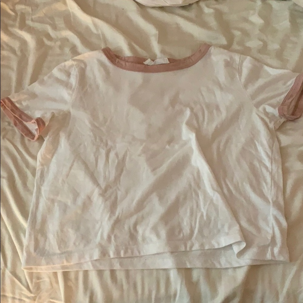 Simple white cropped tee